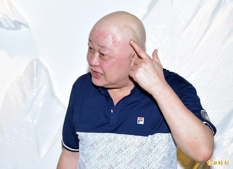 Ông sống ẩn dật sau cơn bạo bệnh năm 2017. Ông sống ẩn dật sau cơn bạo bệnh năm 2017.