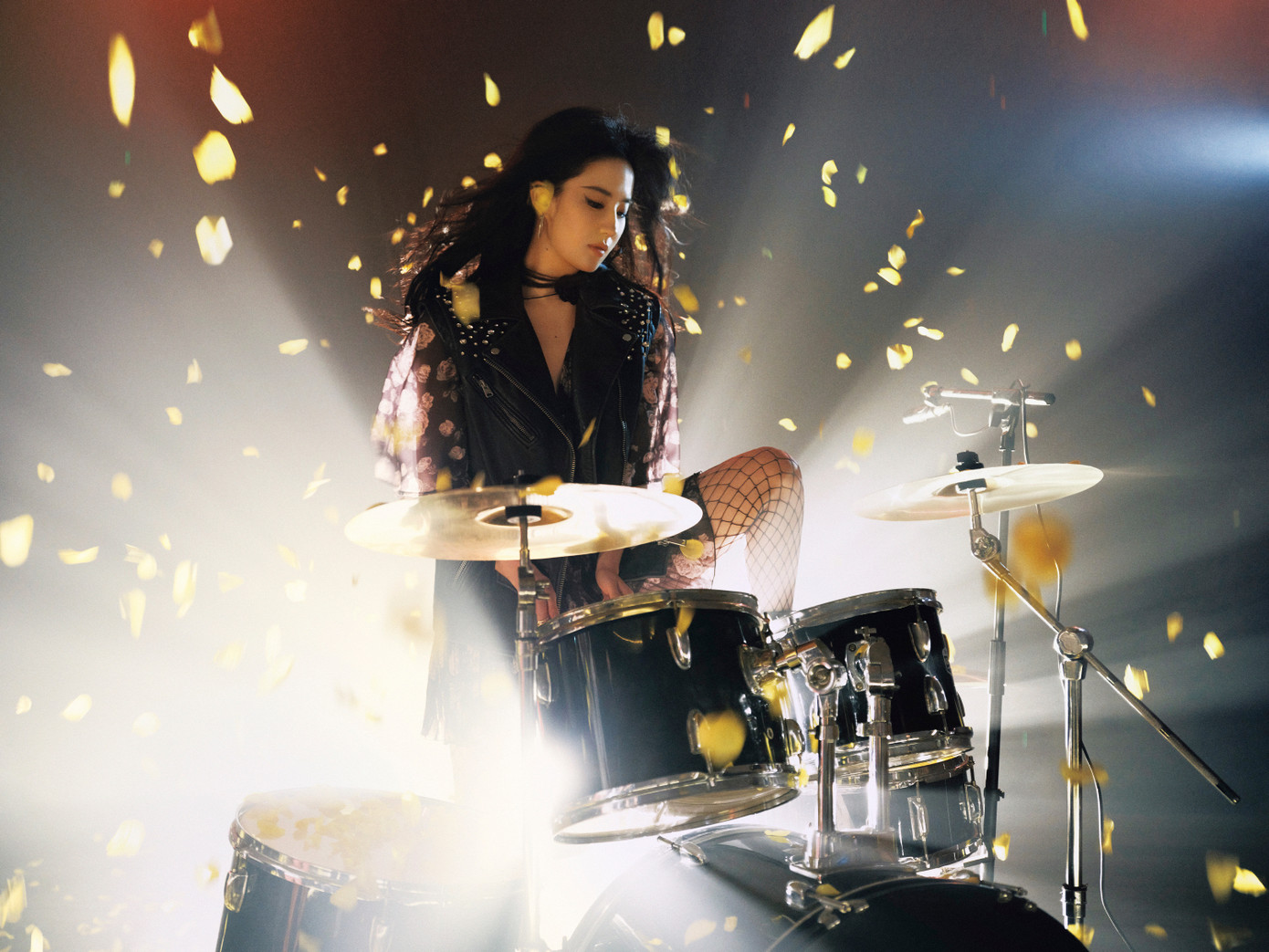 Vài năm trở lại đây, Lưu Diệc Phi liên tiếp thành công với các tác phẩm truyền hình như Mộng hoa lục, Đi đến nơi có gió, Câu chuyện hoa hồng. Diễn xuất của Lưu Diệc Phi ở mảng truyền hình tự nhiên hơn so với mảng điện ảnh. Bên cạnh đó, ngoại hình tuyệt mỹ của cô rất có sức hút và níu chân khán giả xem phim. Vài năm trở lại đây, Lưu Diệc Phi liên tiếp thành công với các tác phẩm truyền hình như Mộng hoa lục, Đi đến nơi có gió, Câu chuyện hoa hồng. Diễn xuất của Lưu Diệc Phi ở mảng truyền hình tự nhiên hơn so với mảng điện ảnh. Bên cạnh đó, ngoại hình tuyệt mỹ của cô rất có sức hút và níu chân khán giả xem phim.