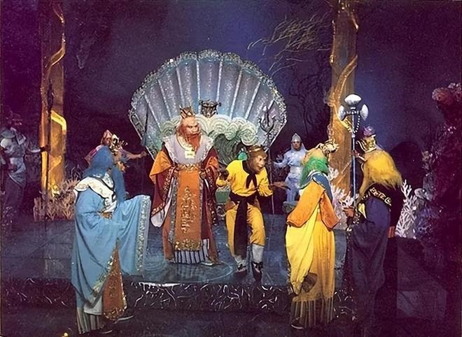 Long Cung và các vị Long Vương trong Tây du ký.