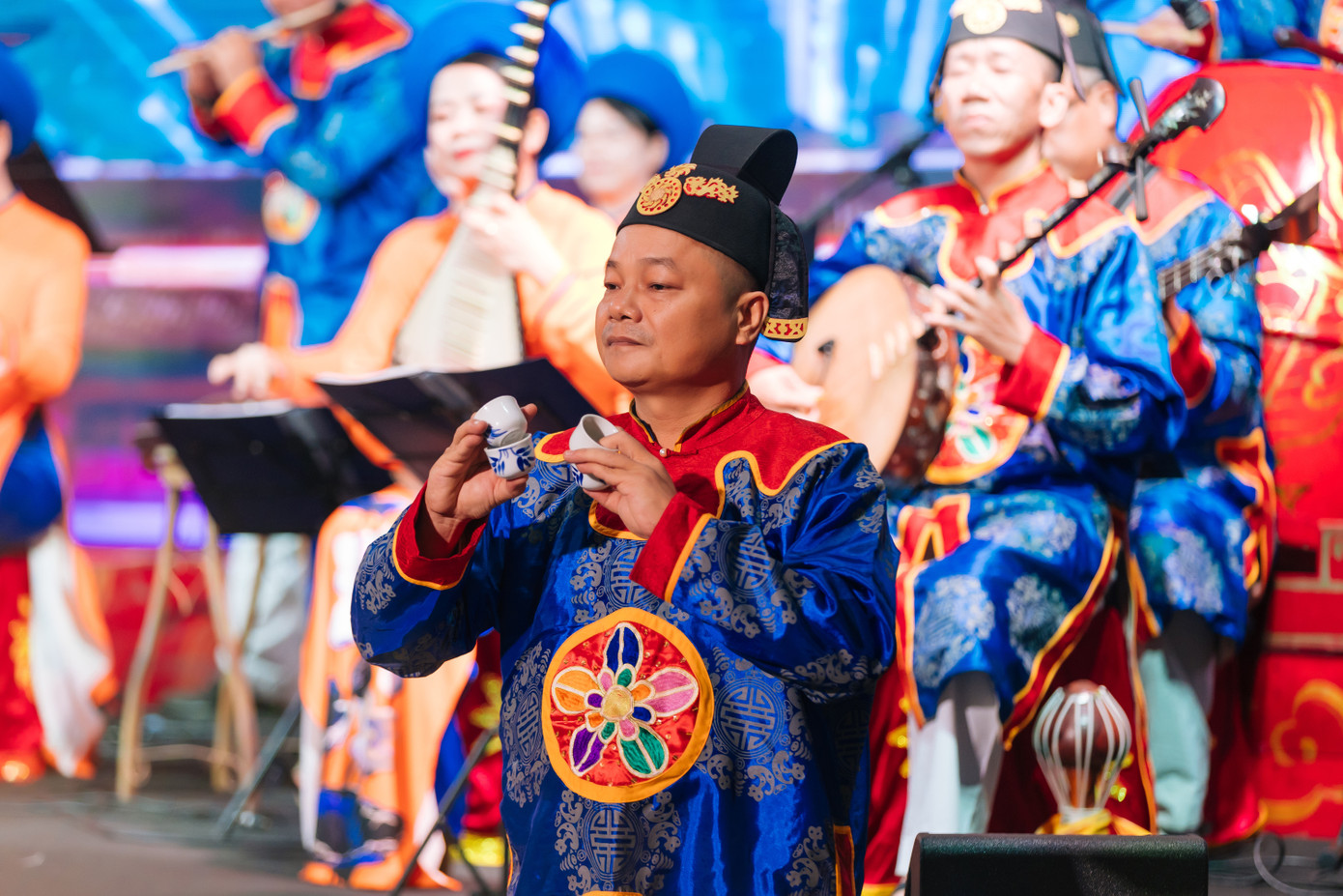 Bên cạnh nhã nhạc Cung Đình, Huế Symphony được kỳ vọng là chương trình nghệ thuật được biểu diễn thường xuyên, là "sản phẩm du lịch" đặc biệt mới của Huế. Bên cạnh nhã nhạc Cung Đình, Huế Symphony được kỳ vọng là chương trình nghệ thuật được biểu diễn thường xuyên, là "sản phẩm du lịch" đặc biệt mới của Huế.