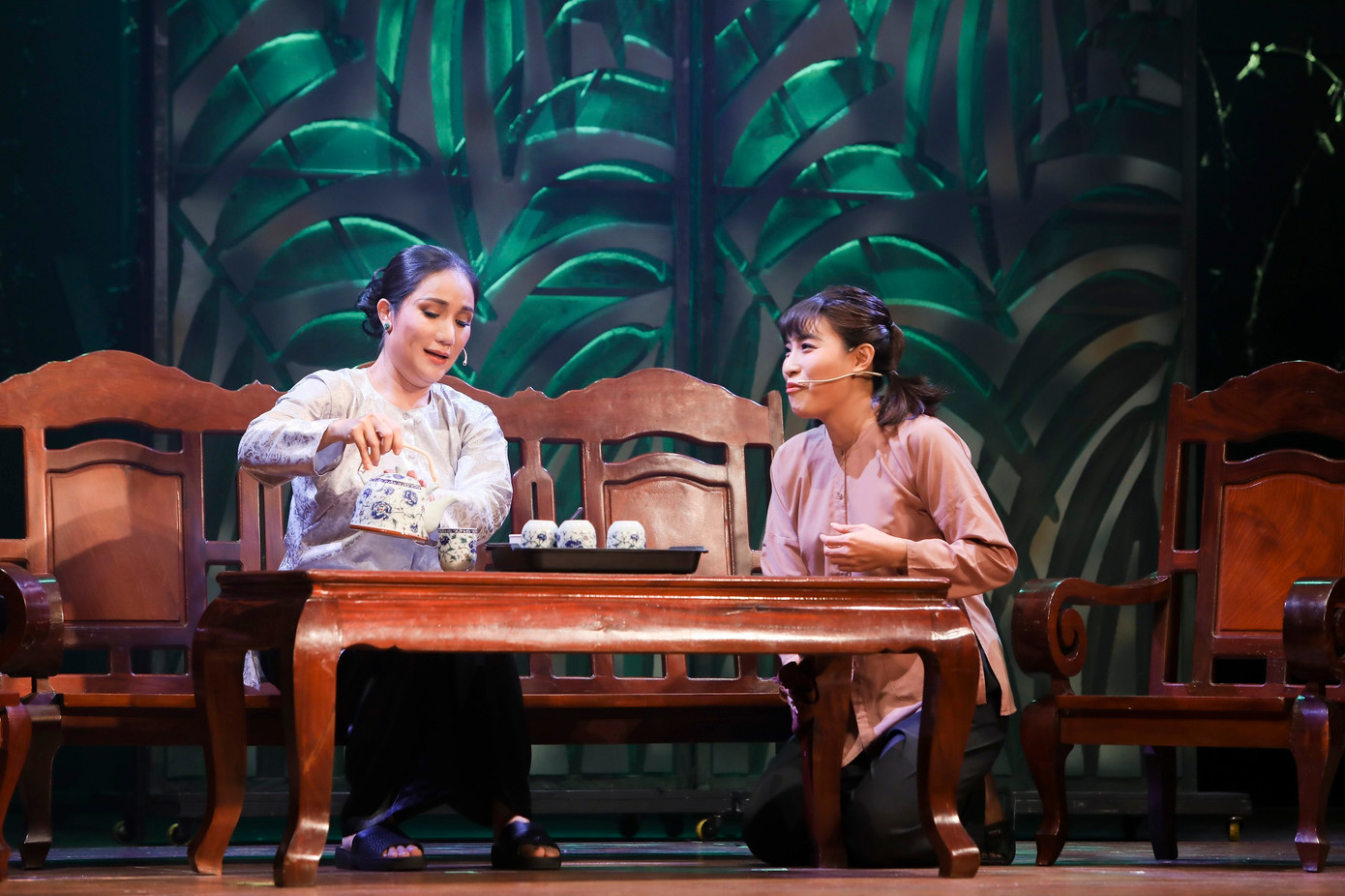 NSƯT Cát Tường còn là người đứng sau xây dựng nhiều vở kịch.