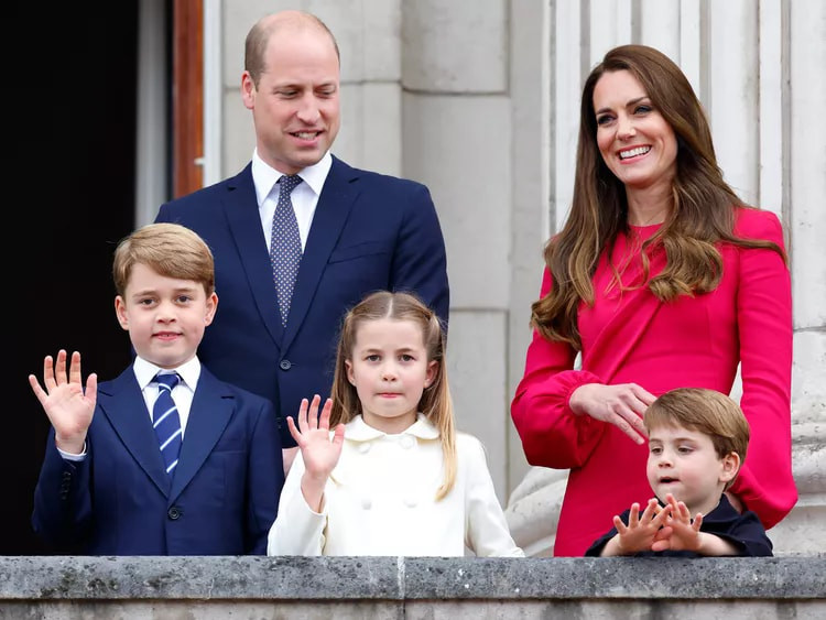 Gia đình nhỏ của Công nương Kate Middleton và Hoàng tử William. Gia đình nhỏ của Công nương Kate Middleton và Hoàng tử William.
