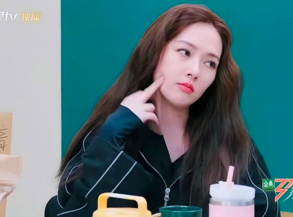 Quách Bích Đình từng được kỳ vọng tạo dấu ấn khi trở lại giới giải trí sau gần 5 năm. Quách Bích Đình từng được kỳ vọng tạo dấu ấn khi trở lại giới giải trí sau gần 5 năm.