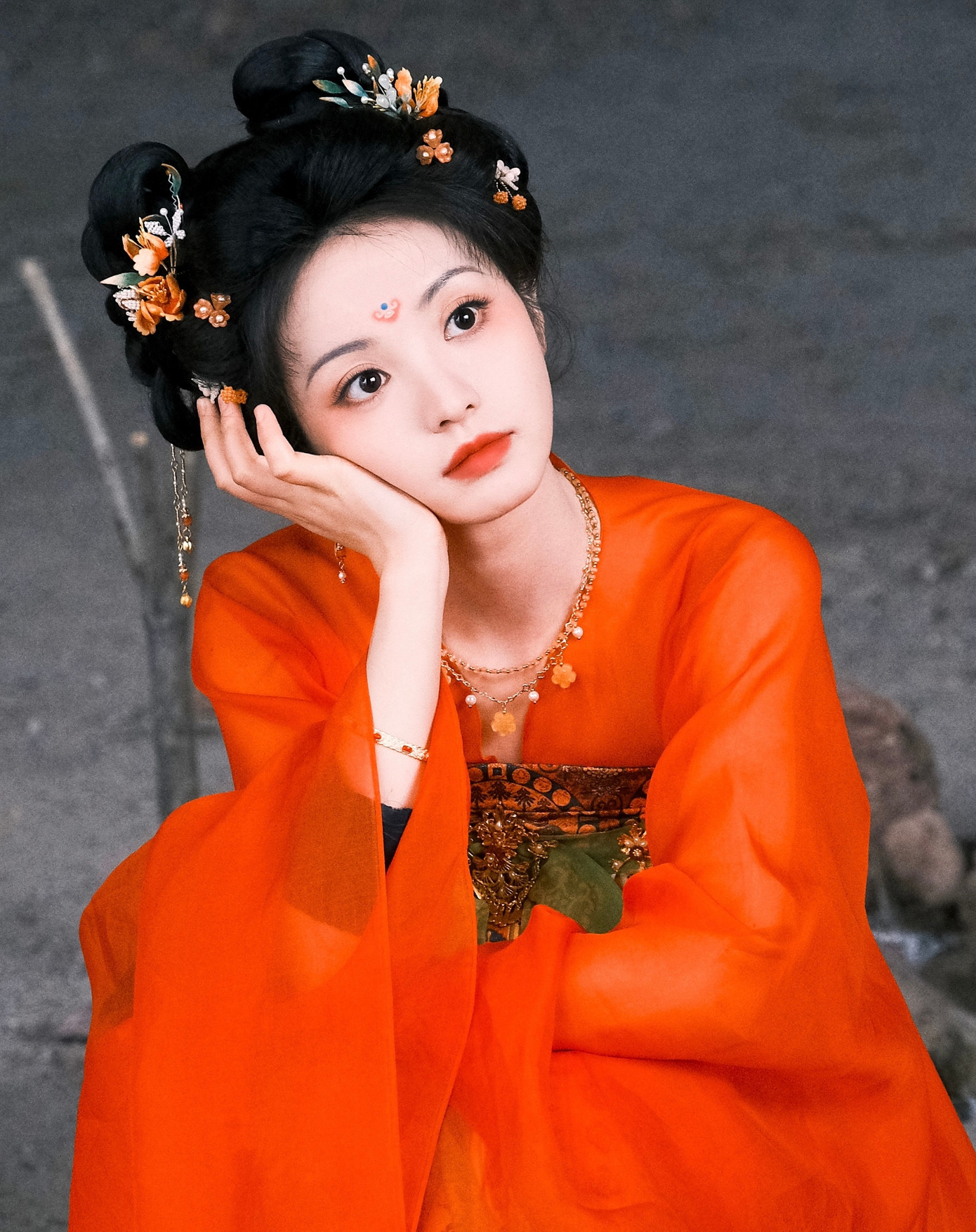 Còn Điền Hi Vi lại được đánh giá cao khi có bài phát biểu thể hiện tham vọng trong nghề nghiệp: "Trong tương lai hy vọng iQiYi tạo ra nhiều tác phẩm ngày càng tốt và chắc chắn tôi là một trong những người sáng tạo xuất sắc". Còn Điền Hi Vi lại được đánh giá cao khi có bài phát biểu thể hiện tham vọng trong nghề nghiệp: "Trong tương lai hy vọng iQiYi tạo ra nhiều tác phẩm ngày càng tốt và chắc chắn tôi là một trong những người sáng tạo xuất sắc".