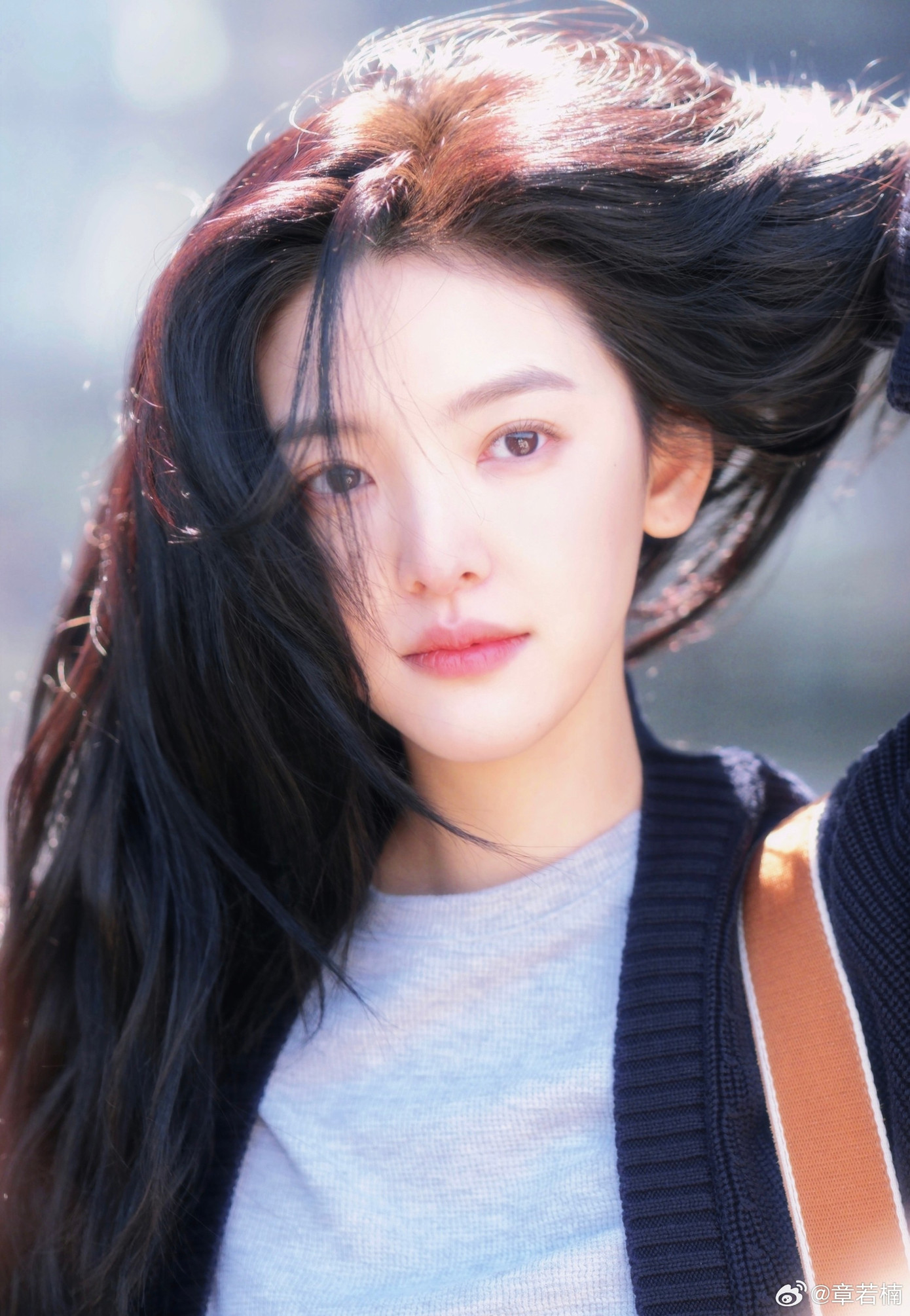 QQ đánh giá Chương Nhược Nam mang vẻ đẹp trong sáng, đáng yêu.