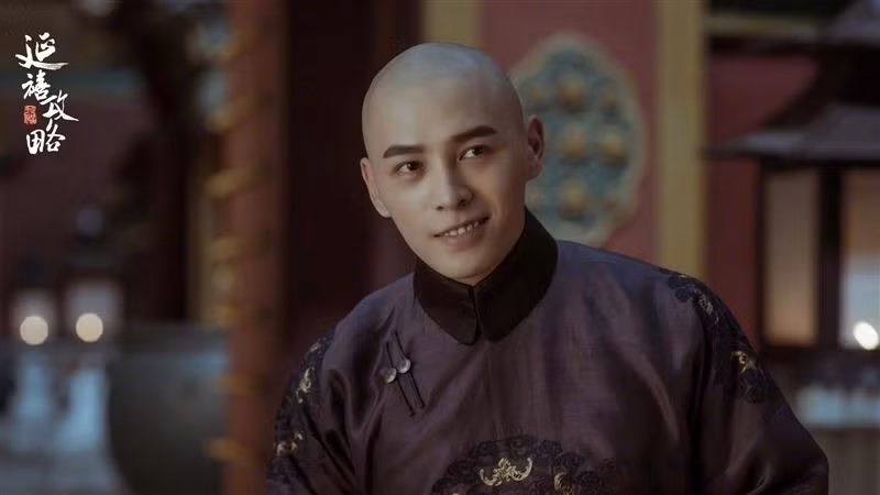 Hồng Nghiêu đóng vai Hoằng Trú trong Diên Hi Công Lược.