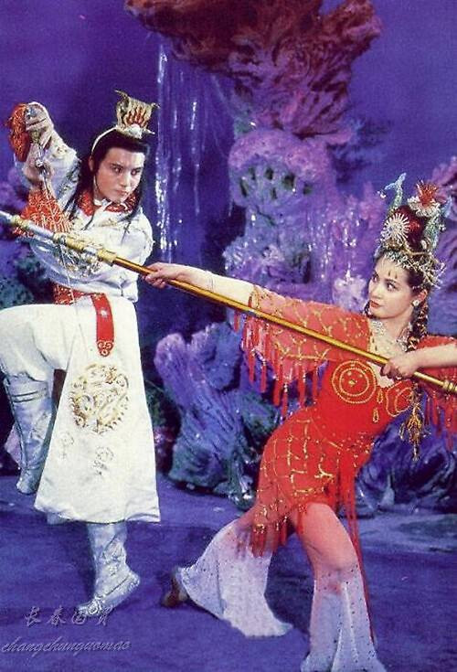 Vạn Thánh công chúa là một trong những mỹ nhân đẹp nhất phim Tây du ký. Vạn Thánh công chúa là một trong những mỹ nhân đẹp nhất phim Tây du ký.