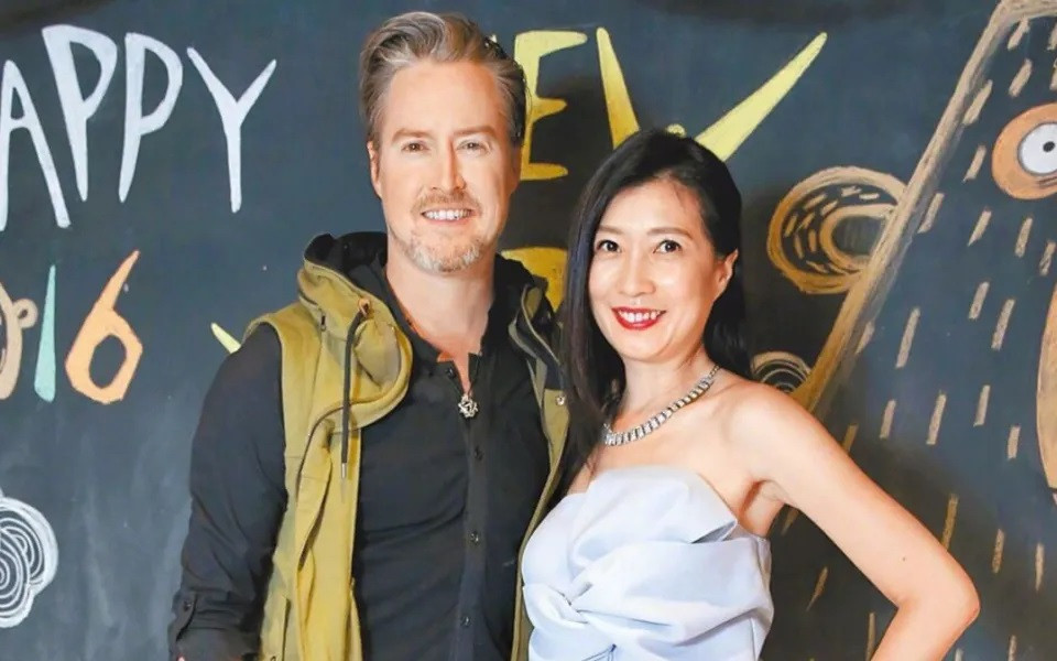 Gia đình nữ diễn viên từng được coi là cặp đôi hạnh phúc mẫu thực trong giới giải trí.