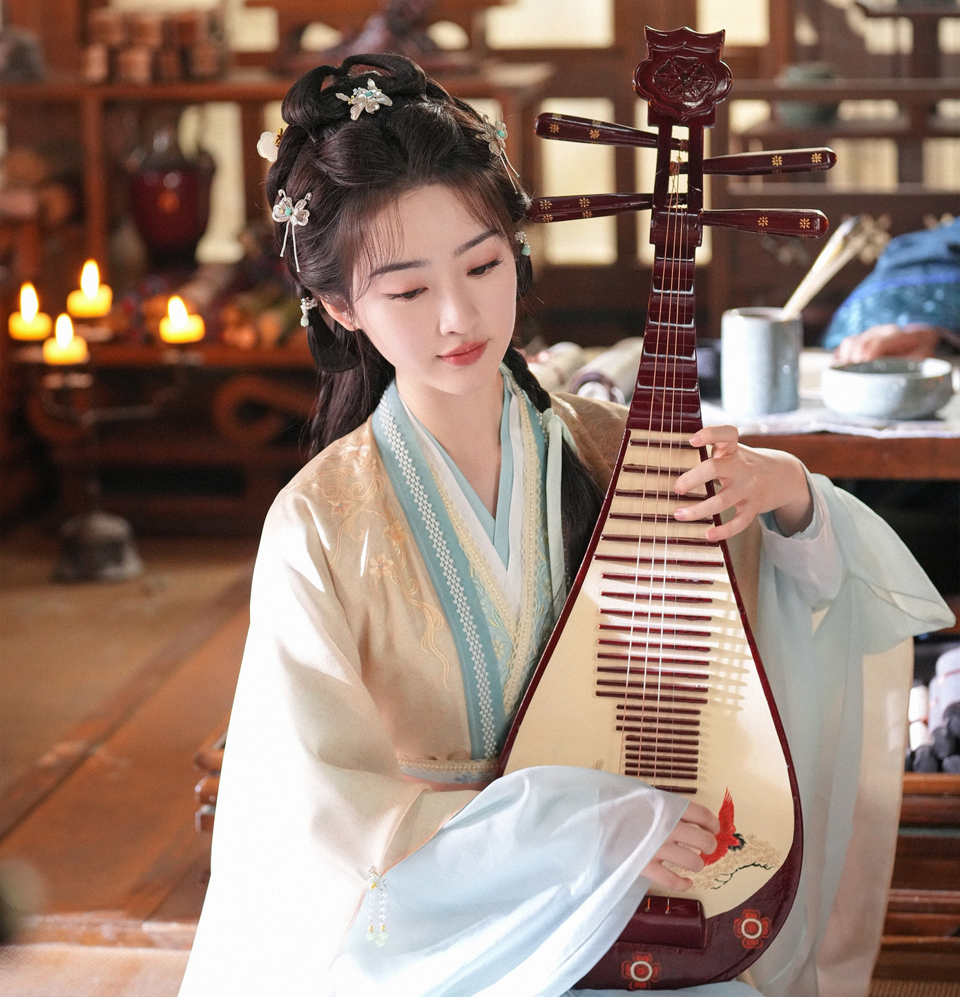 Theo Sohu, sắp tới sẽ là thời kỳ của lứa tiểu hoa đán cuối 9X và 10X. Những gương mặt mới mẻ có thể tạo nên điều bất ngờ.