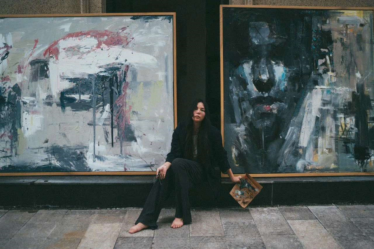 Sophie Trịnh được đánh giá là họa sĩ tài năng. Sophie Trịnh được đánh giá là họa sĩ tài năng.