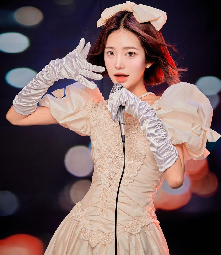 Theo BNT News, quá trình giảm cân và chống chọi lại bệnh tật của Choi Jun Hee truyền cảm hứng cho nhiều khán giả. Một số người đã để lại bình luận cảm ơn những chia sẻ của cô trên trang mạng xã hội. Ngoài ra, hồi đầu năm 2022, Choi Jun Hee muốn thử sức với vai trò diễn viên và đã ký hợp đồng quản lý với công ty Y Bloom. Tuy nhiên, chỉ sau 3 tháng, cô từ bỏ ước mơ này vì chưa tìm được đam mê với diễn xuất.