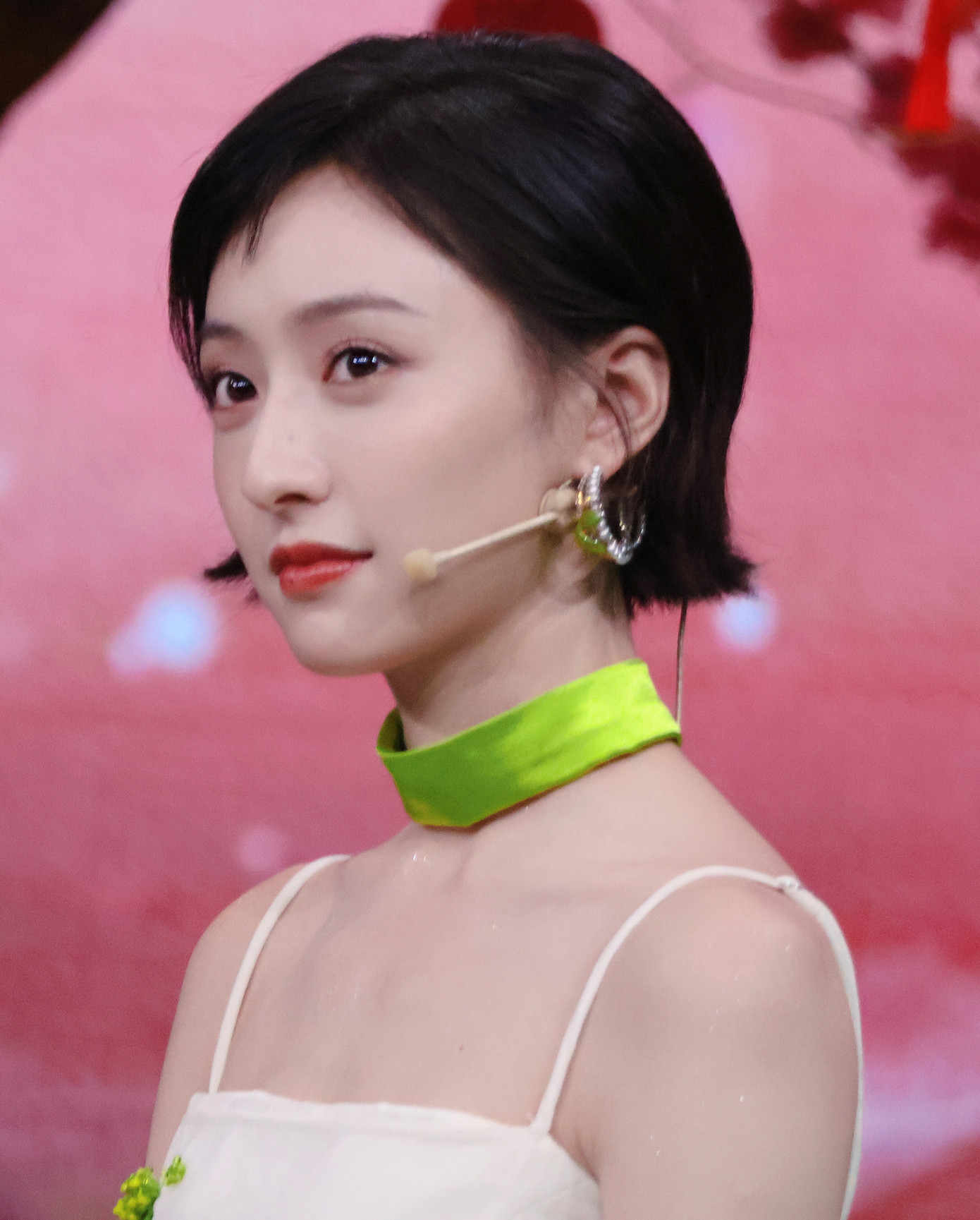 Hình ảnh chưa qua chỉnh sửa của Hồ Liên Hinh cũng nhận được những đánh giá cao của khán giả.