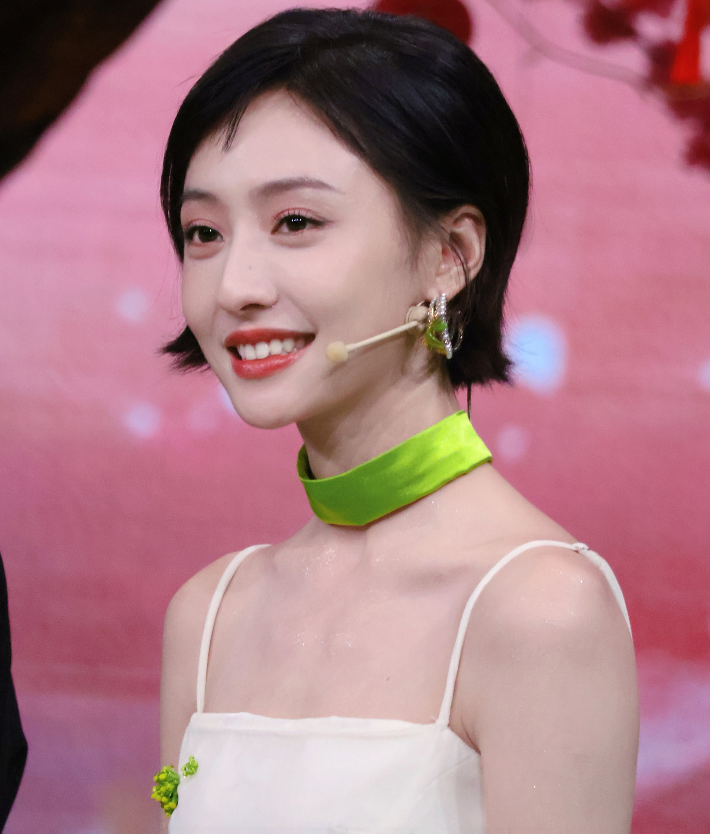 Hình ảnh chưa qua chỉnh sửa của Hồ Liên Hinh cũng nhận được những đánh giá cao của khán giả.