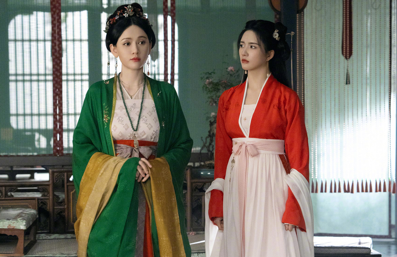 &quot;Tôi thích xem Trần Kiều Ân diễn còn hơn cả tuyến chính&quot;, &quot;Nhân vật này không hống hách như công chúa, luôn tỏ ra hiểu chuyện ân cần tốt bụng nhưng thực chất tâm cơ, giỏi tính toán, không cần bôi mắt đen son đỏ vẫn rất đáng sợ&quot;, &quot;Trần Kiều Ân đóng vai ác mà chị đẹp thu hút, quyền lực, quá mê&quot;, &quot;Bà mẹ kế đỉnh luôn, nhẹ nhàng từ tốn dịu dàng hiền thục nhưng mà tâm cơ, đúng phản diện xịn&quot;, &quot;Quý Thục Nhiên vụ nào cũng bình tĩnh, lững thững, như thể chuyện gì cũng giải quyết được, nhìn nguy hiểm nhất trong dàn phim&quot; là những lời khen ngợi của khán giả dành cho diễn xuất đột phá của Trần Kiều Ân.