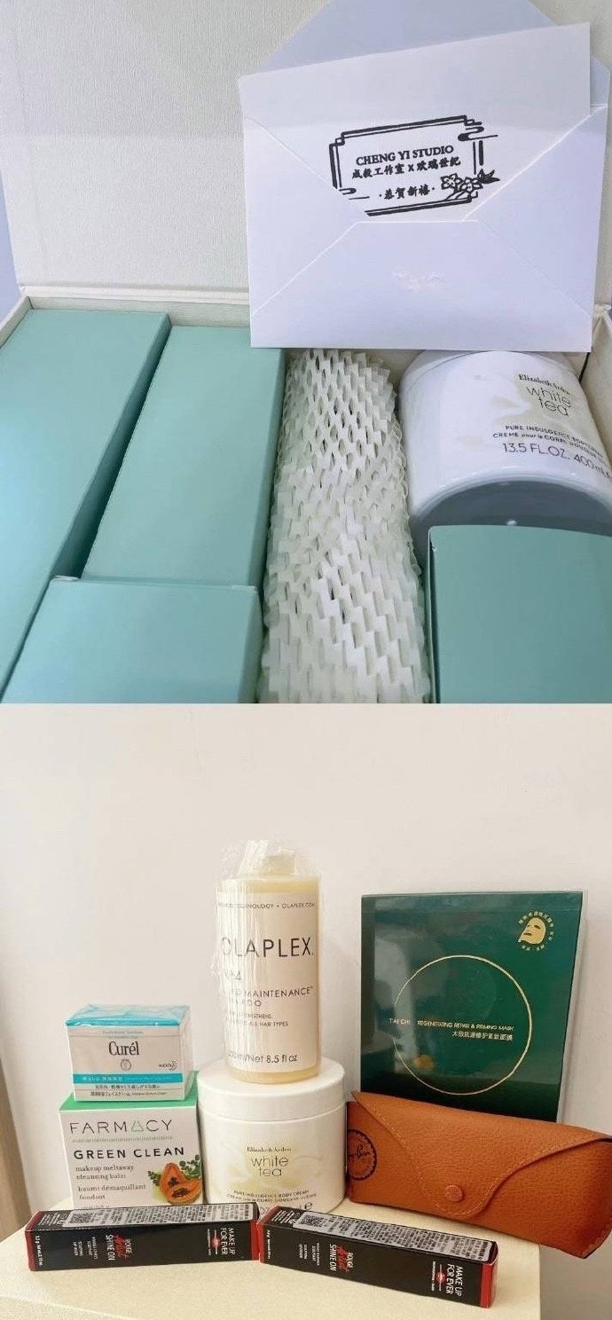 Nam thần cổ trang Thành Nghị với set quà tặng là nhiều thương hiệu mỹ phẩm đắt giá do anh làm người đại diện.