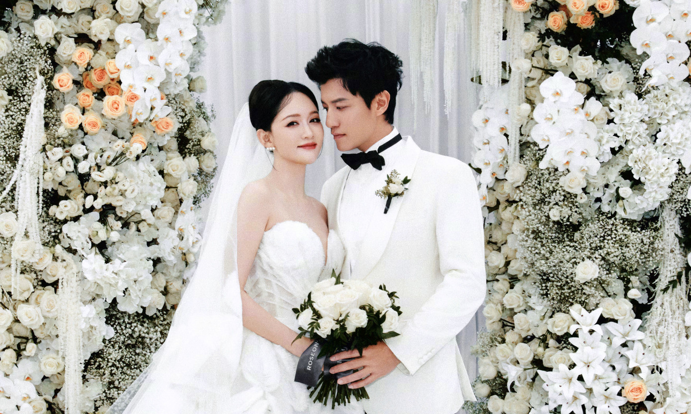 Trần Kiều Ân bị đánh giá là người đẹp cưới muộn. Nữ diễn viên từng bị mẹ giục kết hôn nhiều lần nhưng cô không mặn mà với tình yêu trước khi gặp người chồng hiện tại. Cặp đôi gặp nhau thông qua một chương trình hẹn hò vào năm 2019. Sau đó, họ đăng ký kết hôn vào tháng 3/2022.