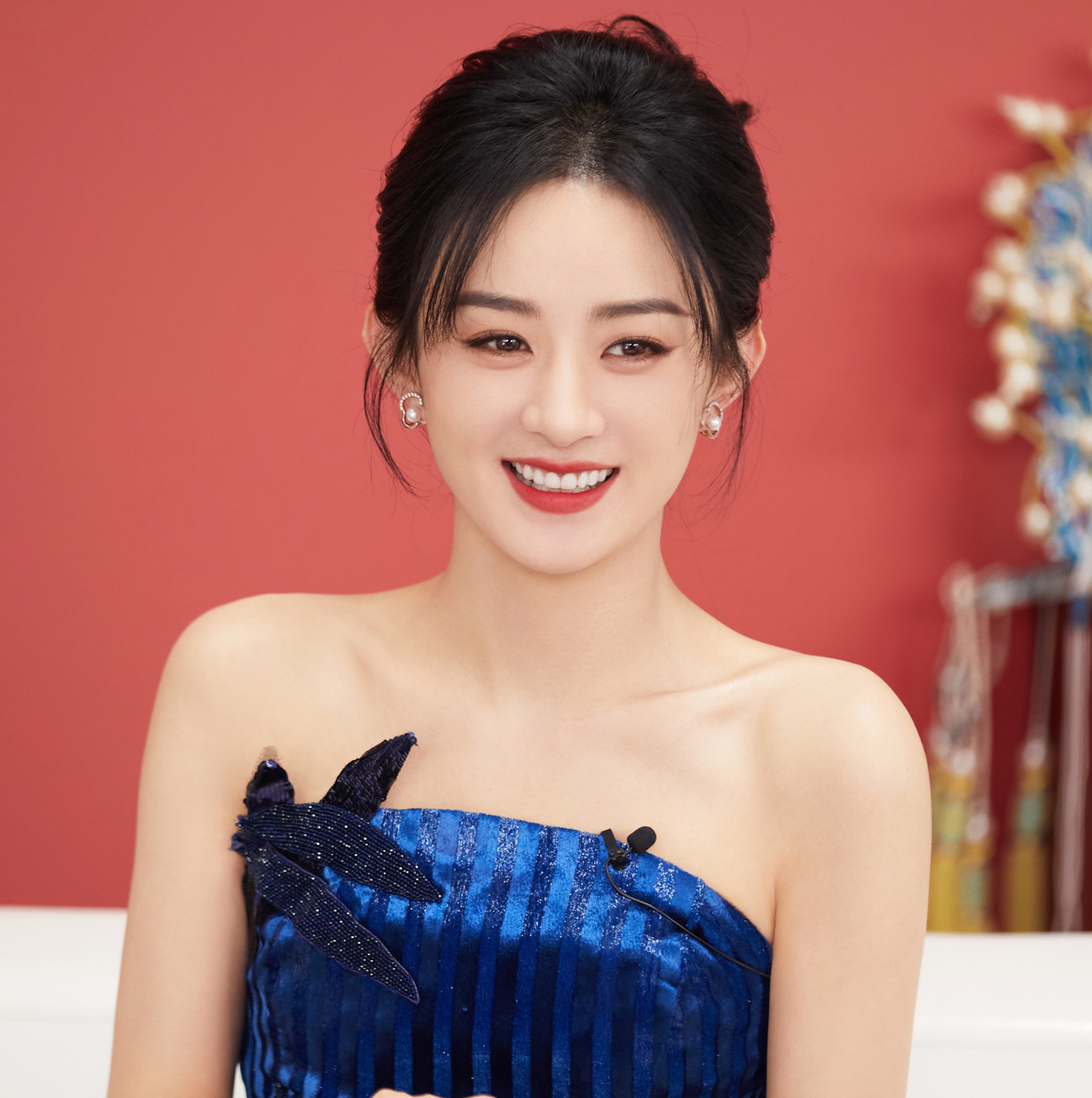 Dương Mịch và Triệu Lệ Dĩnh cùng đóng trong Vụ án giết người ở hiệu bán tương và được đánh giá là màn đối đầu hấp dẫn.