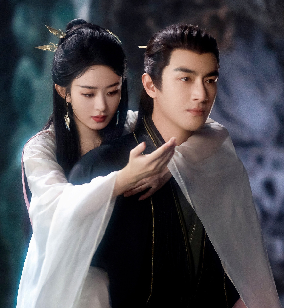 Cảnh tình cảm của Lâm Canh Tân và Triệu Lệ Dĩnh nhận được sự yêu thích của khán giả. Cảnh tình cảm của Lâm Canh Tân và Triệu Lệ Dĩnh nhận được sự yêu thích của khán giả.