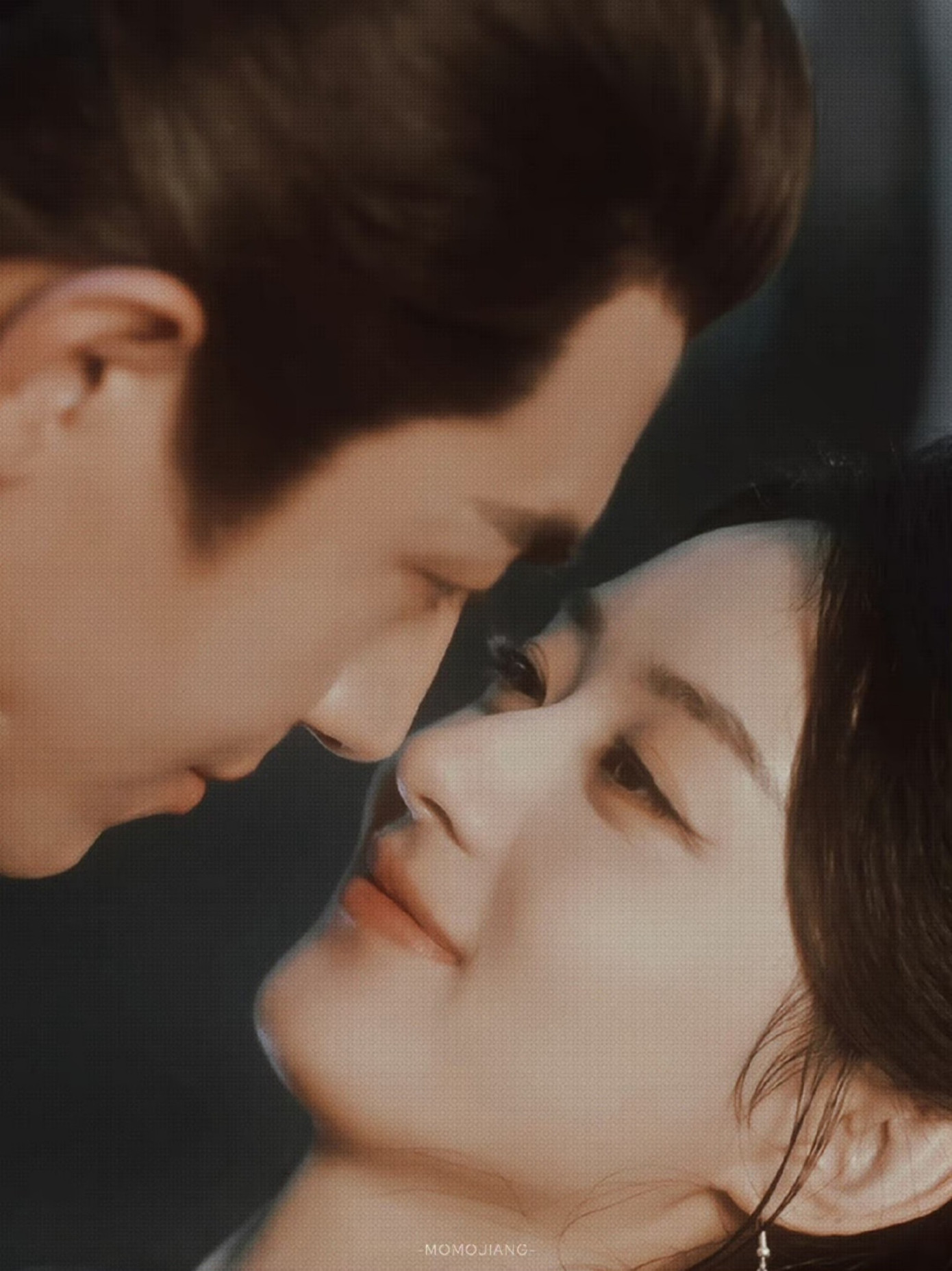 Cảnh tình cảm của Lâm Canh Tân và Triệu Lệ Dĩnh nhận được sự yêu thích của khán giả. Cảnh tình cảm của Lâm Canh Tân và Triệu Lệ Dĩnh nhận được sự yêu thích của khán giả.