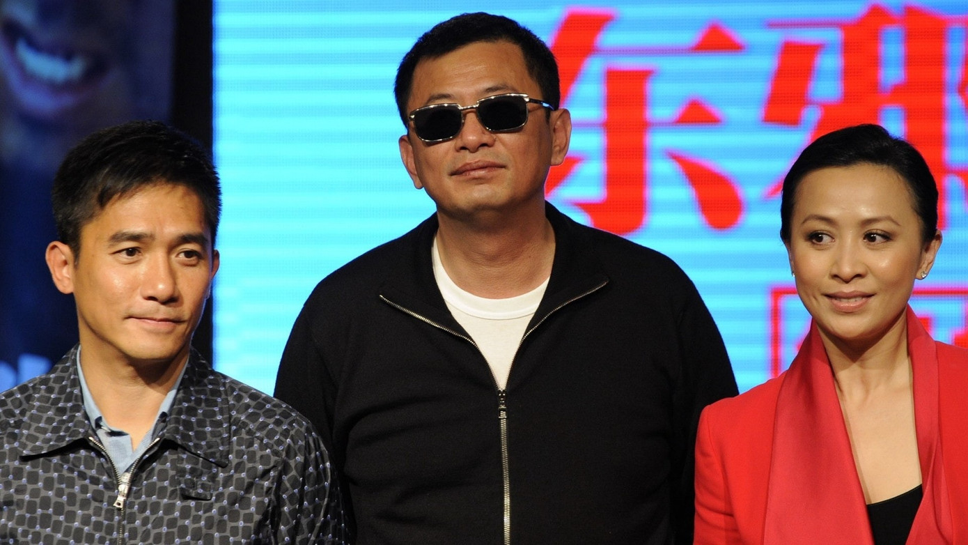 Vương Gia Vệ từng khiến Lưu Gia Linh nổi giận, còn làm Lương Triều Vỹ khóc nhiều ngày, nghi ngờ khả năng đóng phim của mình. Vương Gia Vệ từng khiến Lưu Gia Linh nổi giận, còn làm Lương Triều Vỹ khóc nhiều ngày, nghi ngờ khả năng đóng phim của mình.