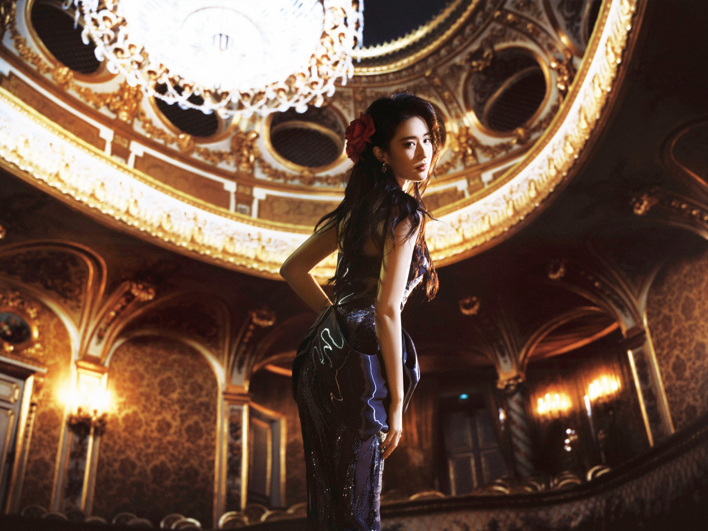 Vài năm trở lại đây, Lưu Diệc Phi liên tiếp thành công với các tác phẩm truyền hình như Mộng hoa lục, Đi đến nơi có gió, Câu chuyện hoa hồng. Diễn xuất của Lưu Diệc Phi ở mảng truyền hình tự nhiên hơn so với mảng điện ảnh. Bên cạnh đó, ngoại hình tuyệt mỹ của cô rất có sức hút và níu chân khán giả xem phim. Vài năm trở lại đây, Lưu Diệc Phi liên tiếp thành công với các tác phẩm truyền hình như Mộng hoa lục, Đi đến nơi có gió, Câu chuyện hoa hồng. Diễn xuất của Lưu Diệc Phi ở mảng truyền hình tự nhiên hơn so với mảng điện ảnh. Bên cạnh đó, ngoại hình tuyệt mỹ của cô rất có sức hút và níu chân khán giả xem phim.