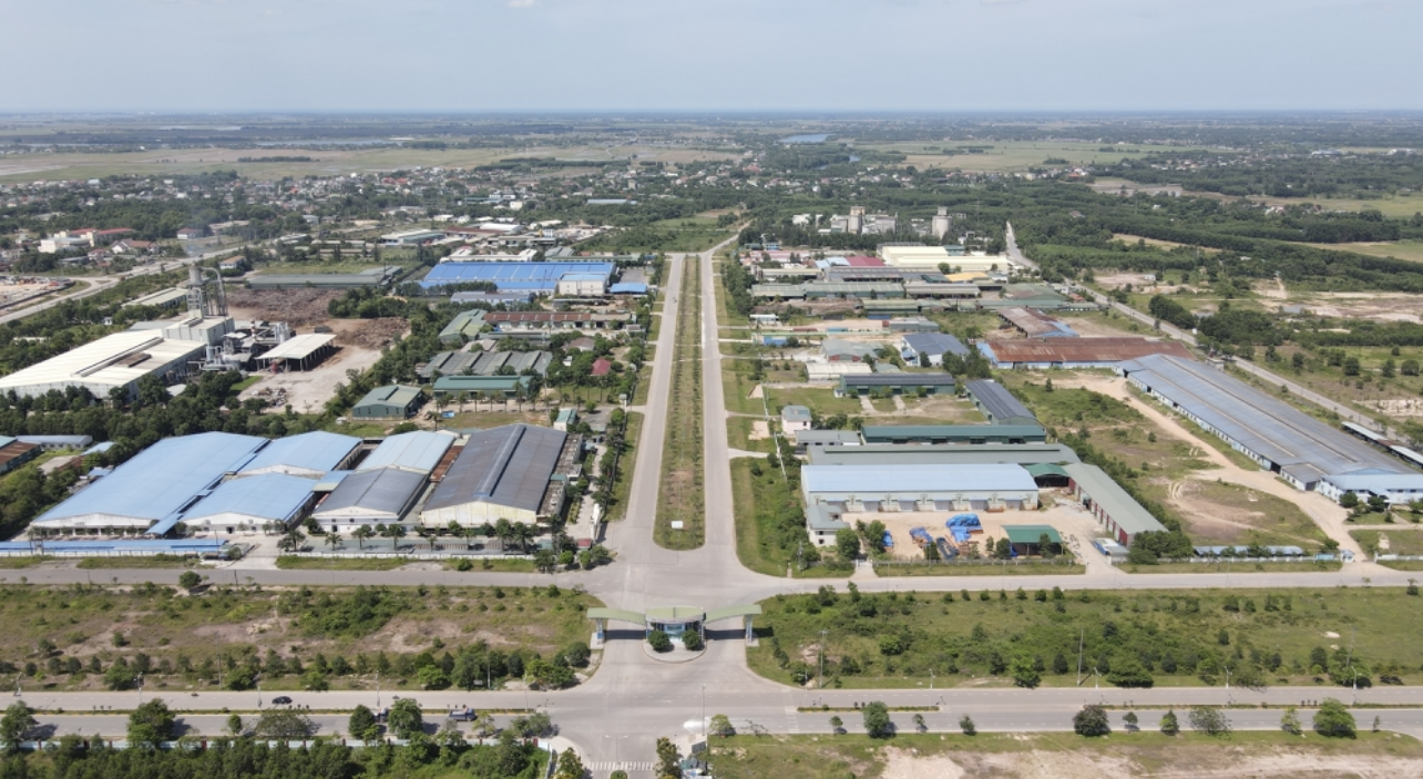 Toàn cảnh Khu công nghiệp Nam Đông Hà. Ảnh: Lê Trường Toàn cảnh Khu công nghiệp Nam Đông Hà. Ảnh: Lê Trường