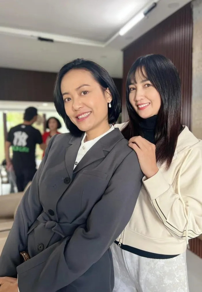 Hình ảnh Thủy Phạm trên phim trường.