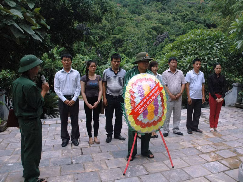Viếng Hang Tám cô – Di tích lịch sử đau thương, kiên cường của lực lượng thanh niên xung phong