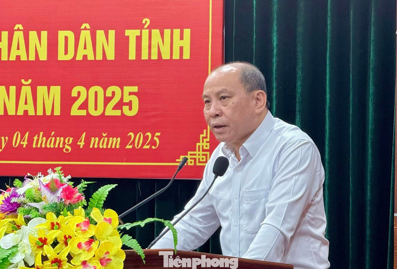 Ông Bùi Đức Hinh phát biểu tại hội nghị đối thoại với thanh niên. Ông Bùi Đức Hinh phát biểu tại hội nghị đối thoại với thanh niên.