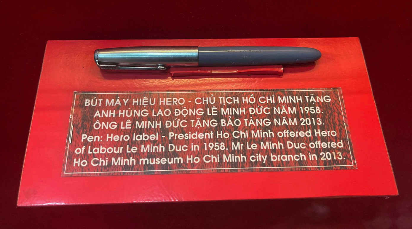 Chiếc bút máy Bác tặng Anh hùng lao động Lê Minh Đức năm 1958.
