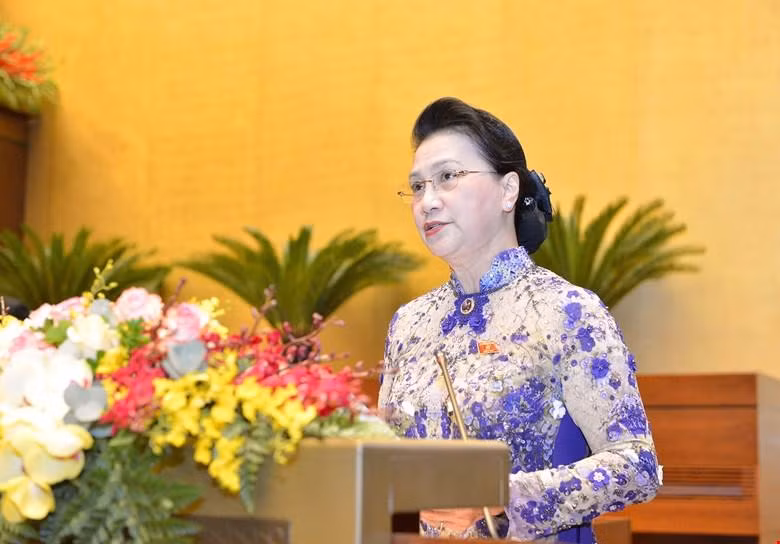 Bà Nguyễn Thị Kim Ngân tiếp tục điều hành kỳ họp cho đến khi Quốc hội bầu được Chủ tịch mới Bà Nguyễn Thị Kim Ngân tiếp tục điều hành kỳ họp cho đến khi Quốc hội bầu được Chủ tịch mới