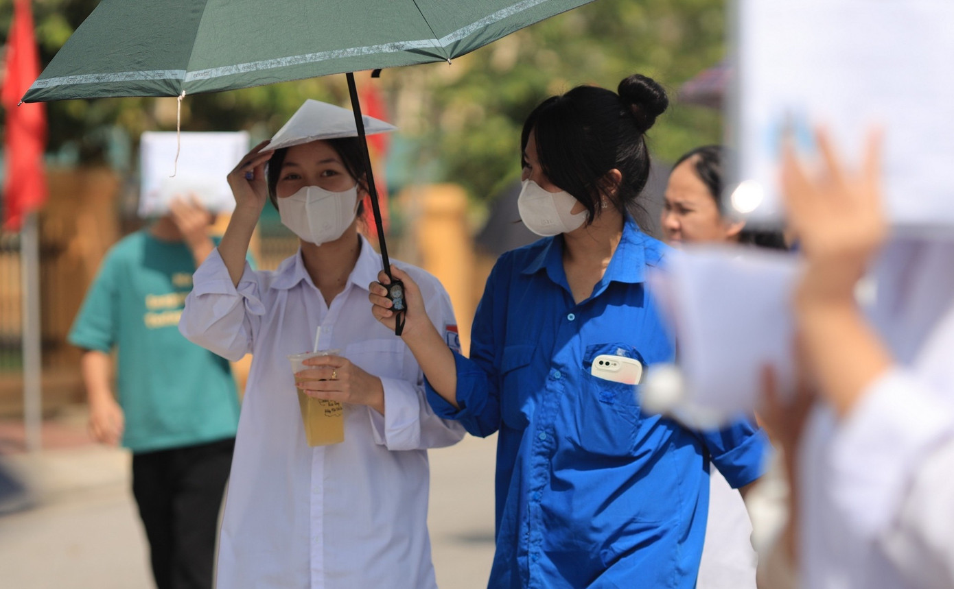 Năm nay toàn tỉnh Nghệ An có 591 điểm 10 ở các môn thi tốt nghiệp THPT 2023. Năm nay toàn tỉnh Nghệ An có 591 điểm 10 ở các môn thi tốt nghiệp THPT 2023.