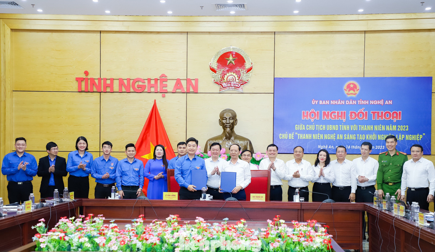 UBND tỉnh Nghệ An và Ban Chấp hành Đoàn TNCS Hồ Chí Minh tỉnh thống nhất ký kết Quy chế phối hợp công tác giai đoạn 2023-2027 với 10 nội dung.