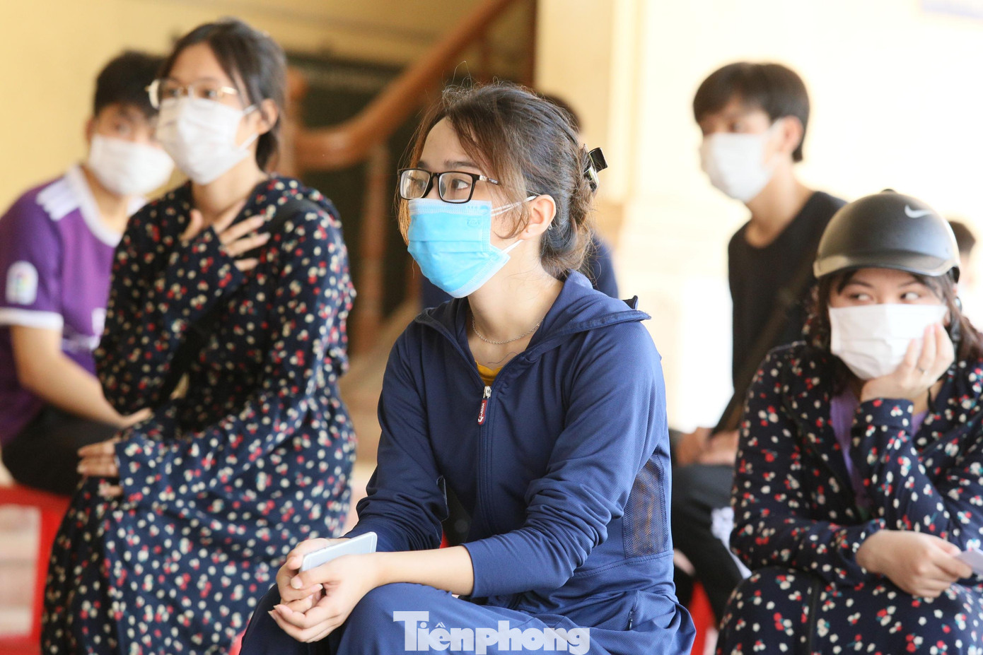 Trong những ngày diễn ra kỳ thi, trường hợp có thêm thí sinh F2, Trưởng điểm thi phải báo cáo với Ban chỉ đạo thi tại địa phương để tạo điều kiện cho thí sinh được test nhanh COVID-19. Trong những ngày diễn ra kỳ thi, trường hợp có thêm thí sinh F2, Trưởng điểm thi phải báo cáo với Ban chỉ đạo thi tại địa phương để tạo điều kiện cho thí sinh được test nhanh COVID-19.