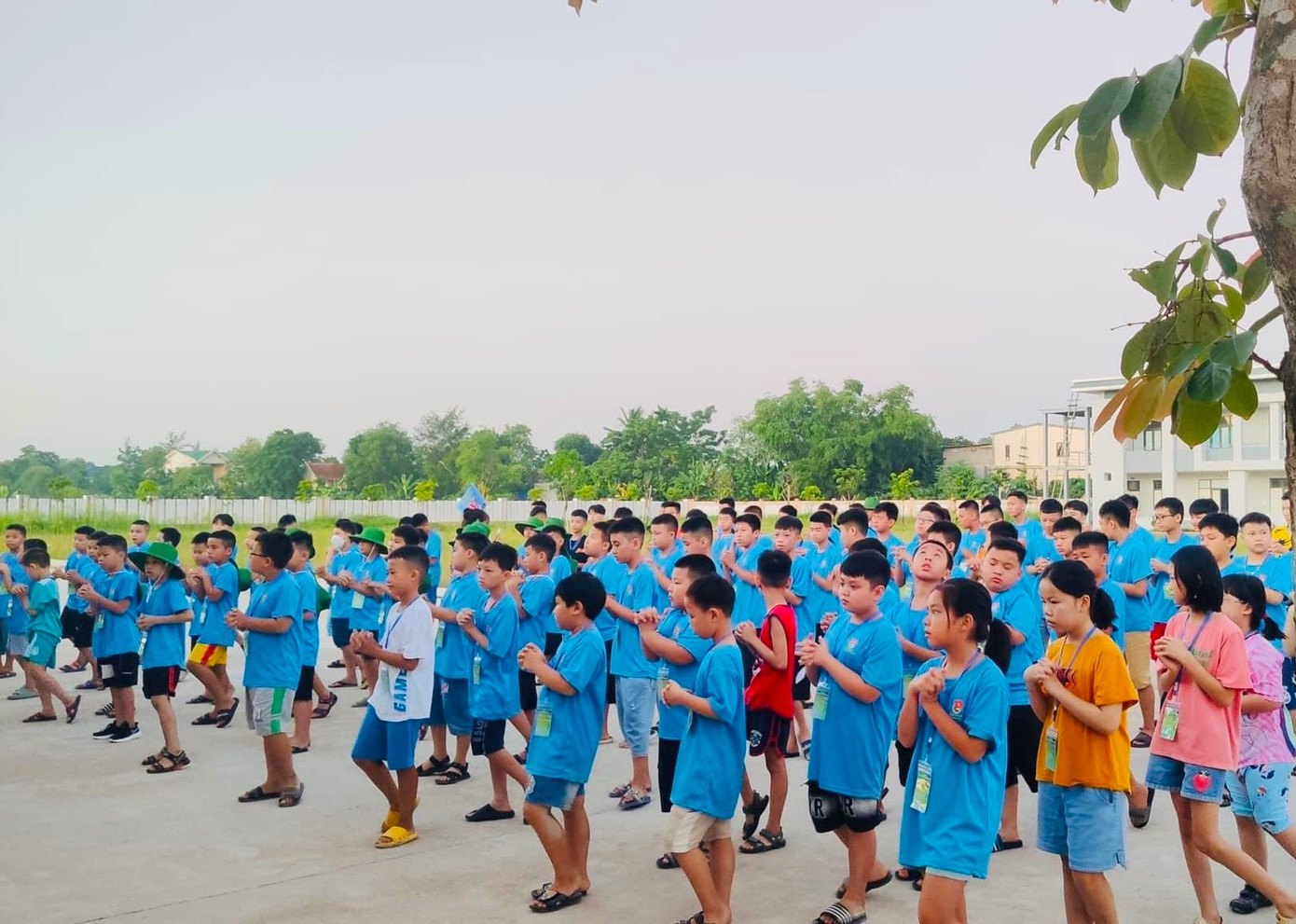 Tiếp nối thành công của năm 2022, Trại hè kỹ năng sống tỉnh Nghệ An năm 2023 của Trung tâm hỗ trợ phát triển thanh niên (Thuộc Tỉnh Đoàn Nghệ An) đã trở lại với chủ đề “Rèn bản lĩnh - Luyện kỹ năng”.