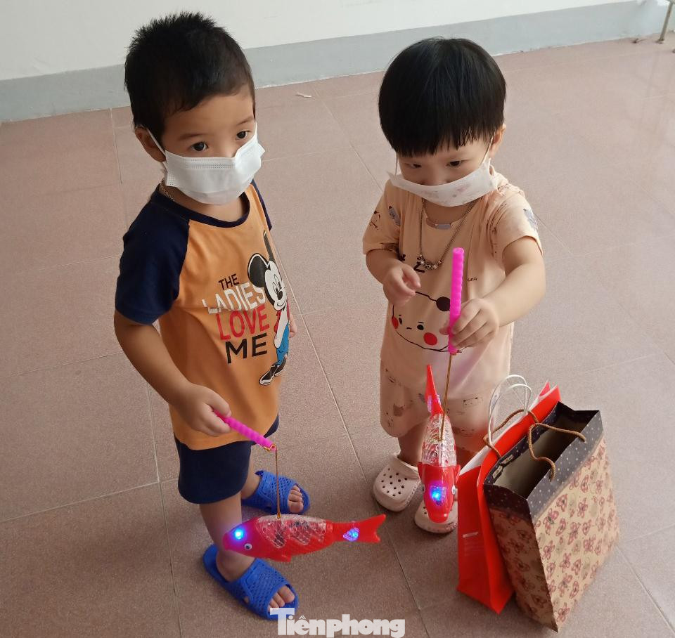 Đây là nơi thu dung, điều trị cho hơn 300 bệnh nhân nhẹ và không triệu chứng ở Nghệ An.