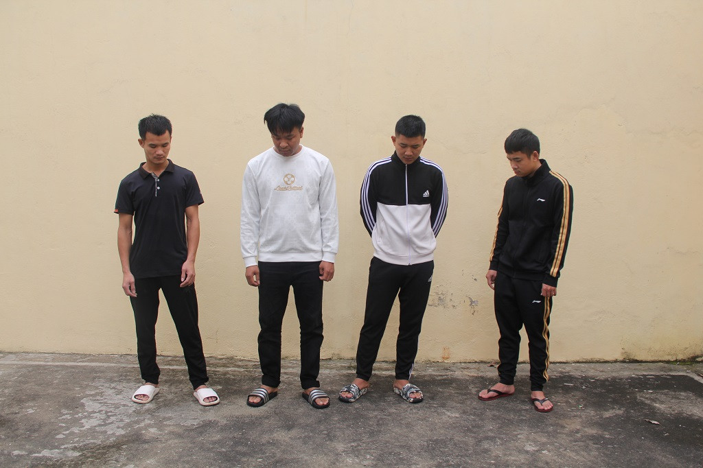 4 đối tượng tại cơ quan công an.
