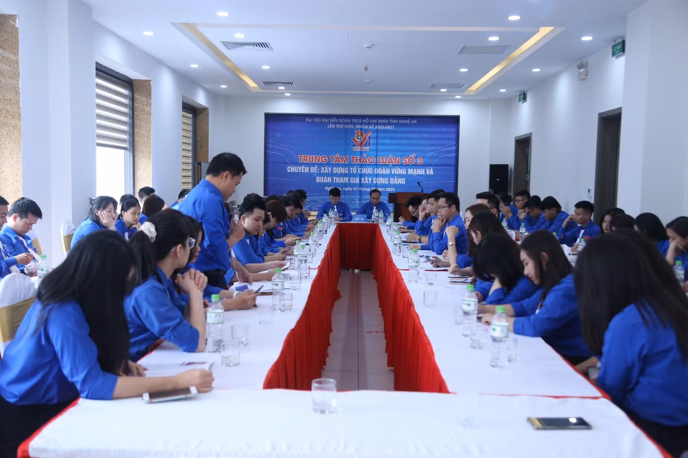 Diễn đàn thảo luận số 3 về chuyên đề: "Xây dựng tổ chức đoàn vững mạnh và Đoàn tham gia xây dựng Đảng".