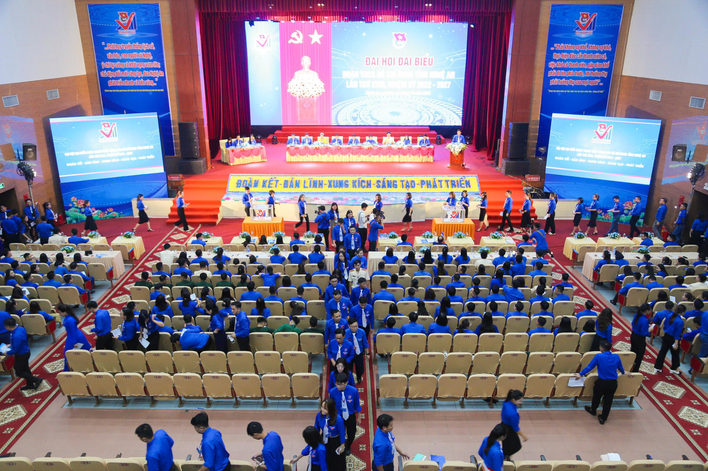 Ngày 2/10, Đại hội sẽ tiến hành phiên làm việc thứ 3. Ngày 2/10, Đại hội sẽ tiến hành phiên làm việc thứ 3.