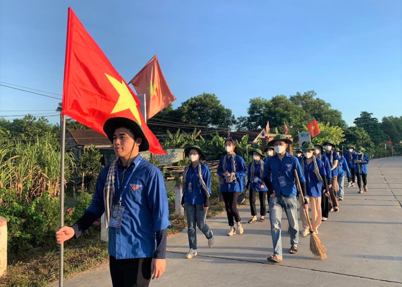 Chiến dịch Mùa hè xanh năm 2023 tại Hà Tĩnh diễn ra từ tháng 6 đến tháng 8, thu hút gần 30 đội hình với hơn 1.000 sinh viên tình nguyện tham gia. Chiến dịch còn thu hút 8 đội sinh viên tình nguyện đồng hương Nghệ Tĩnh tại các trường Đại học Ngoại thương, Học viện Tài chính, Học viện Ngân hàng, Đại học Bách khoa Hà Nội, Đại học Xây dựng Hà Nội, Đại học Mỏ - Địa chất và Đại học Vinh… về tham gia các hoạt động tình nguyện tại các địa bàn khó khăn trên toàn tỉnh.