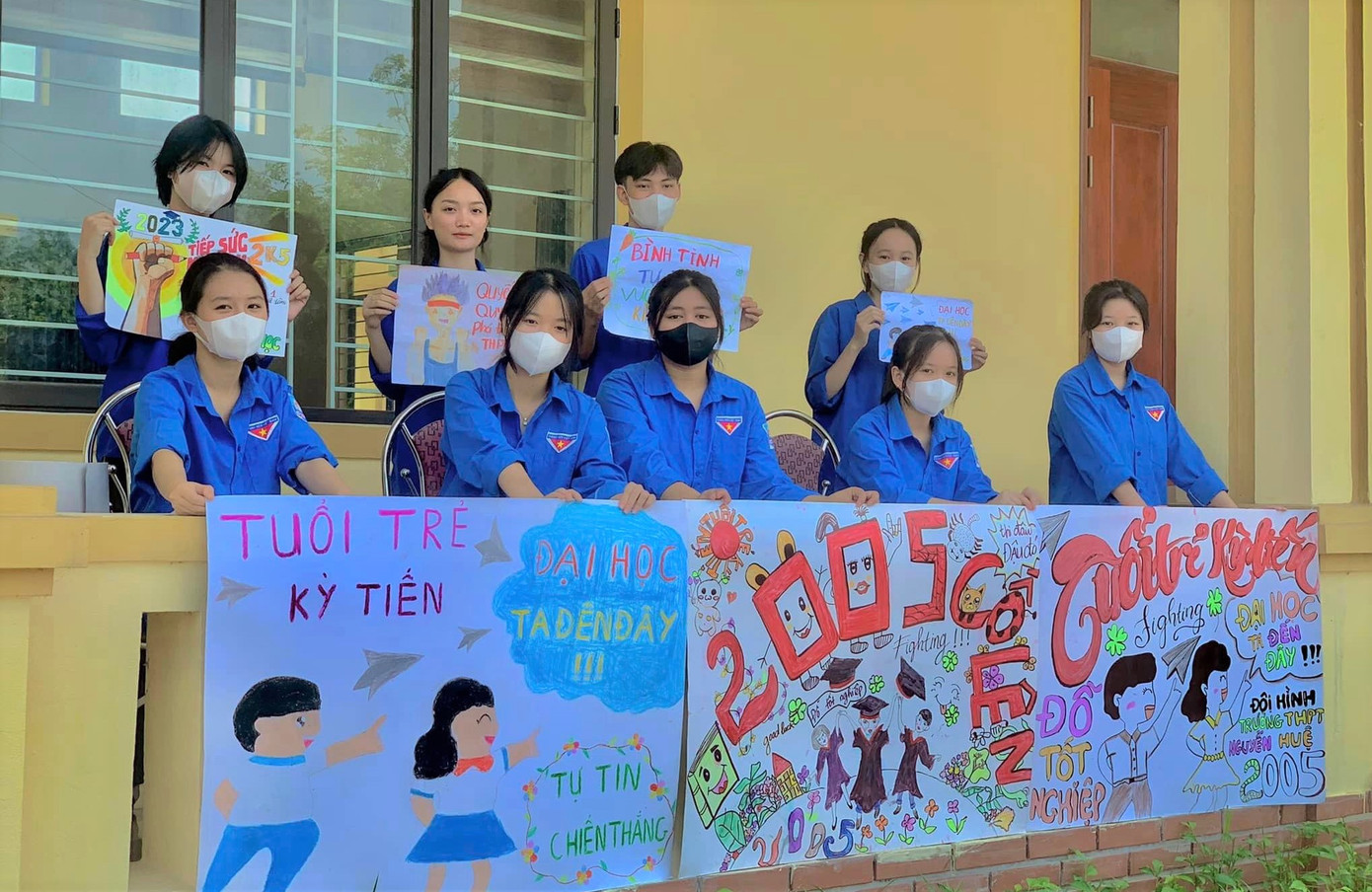 Tỉnh Đoàn Hà Tĩnh cũng chỉ đạo đơn vị đoàn xã, huyện, thị trấn hỗ trợ, đồng hành cùng các thí sinh tại địa điểm thi. Tổ chức nhiệm vụ cho các đội hình tình nguyện với mô hình &quot;Một đội hình - Nhiều nhiệm vụ&quot;.