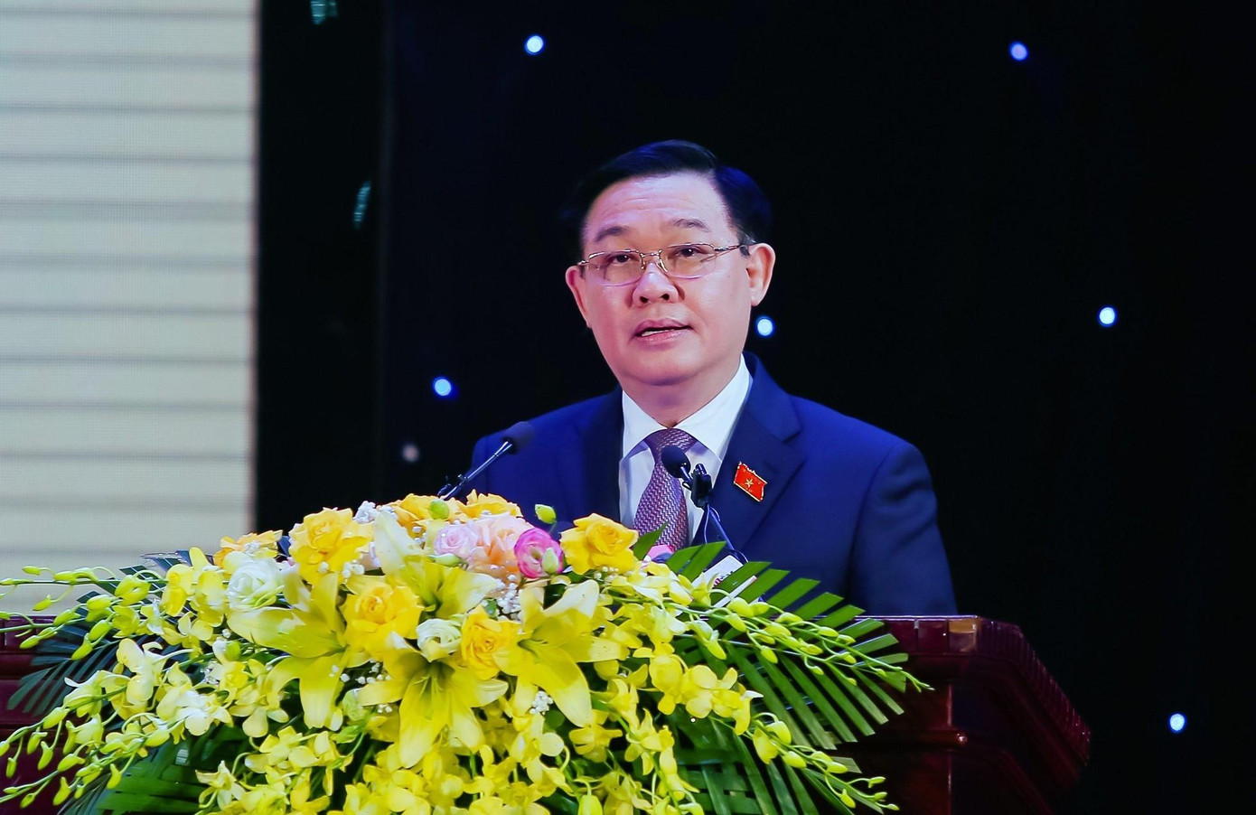 Chủ tịch Quốc hội Vương Đình Huệ phát biểu tại buổi lễ.