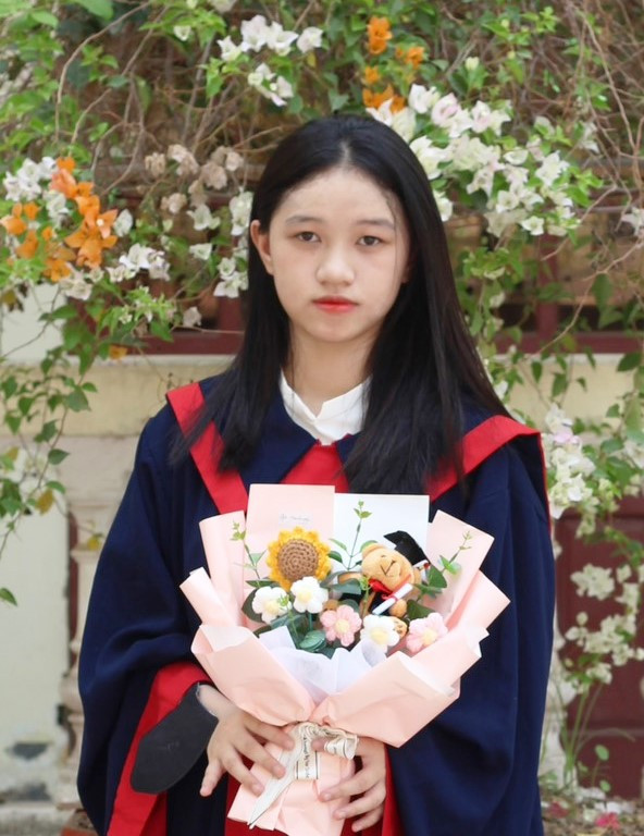 Chân dung thủ khoa khối C toàn quốc ở quê lúa Yên Thành (Nghệ An) Nguyễn Thị Cẩm Tú