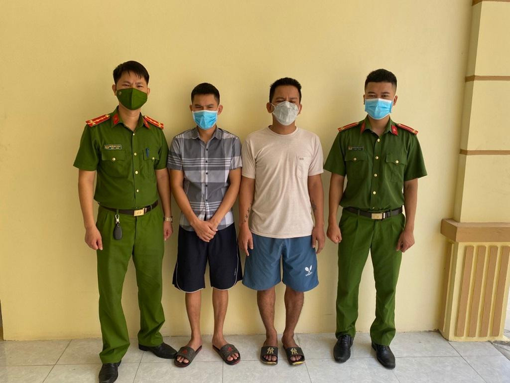 Nam và Minh tại cơ quan công an Nam và Minh tại cơ quan công an