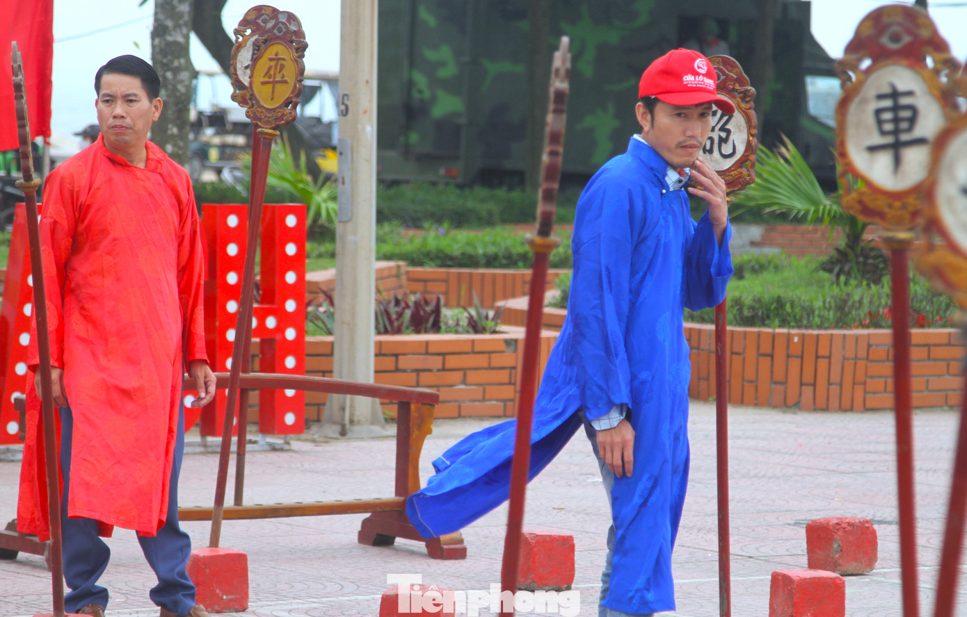 Tham dự giải đấu cờ thẻ năm nay có 27 vận động viên đến từ 7 phường. Các đội thi đấu theo hình thức loại trực tiếp, đội thắng sẽ tiếp tục vào vòng trong, vòng bán kết và vòng chung kết.