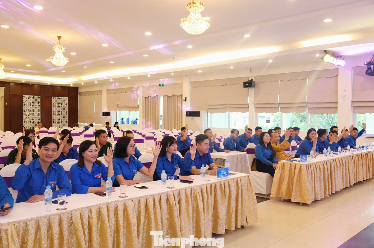 Đại biểu hiệp thương bầu chức danh Chủ tịch Hội LHTN Việt Nam tỉnh Nghệ An khóa VI, nhiệm kỳ 2019 - 2024. Đại biểu hiệp thương bầu chức danh Chủ tịch Hội LHTN Việt Nam tỉnh Nghệ An khóa VI, nhiệm kỳ 2019 - 2024.