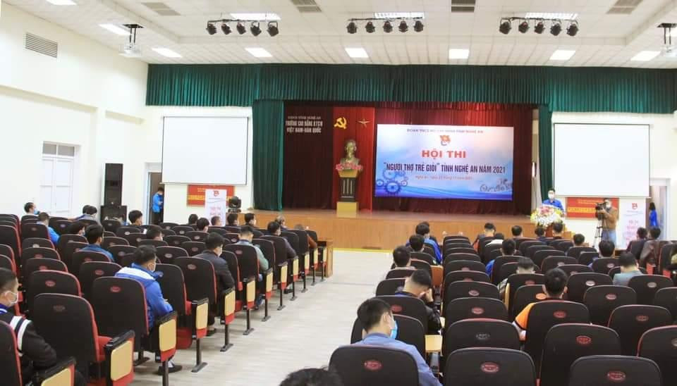 Hội thi Người thợ trẻ giỏi tỉnh Nghệ An là hoạt động thường niên được Tỉnh đoàn Nghệ An phối hợp với các đơn vị liên quan tổ chức định kỳ 2 năm một lần.