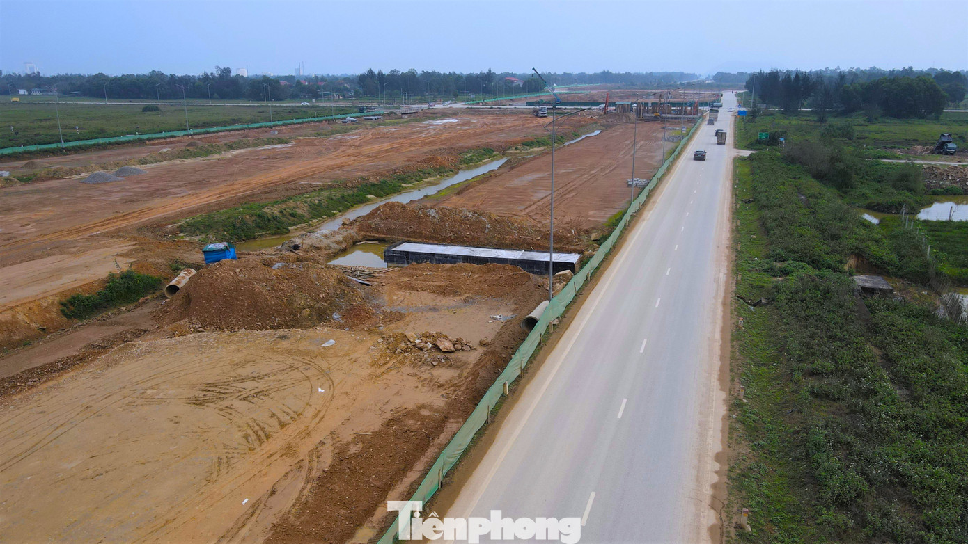 Năm 2020, giai đoạn 1 dự án đã được hoàn thiện với 2 đường gom mỗi bên 2 làn được đưa vào sử dụng. Từ đó, giao thông đi từ thành phố Vinh xuống TX. Cửa Lò được thuận tiện, rút ngắn thời gian di chuyển.