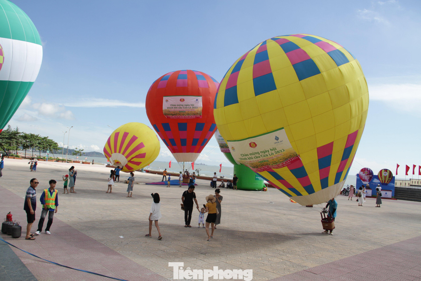 Sáng ngày 15/7, tại Quảng trường Bình Minh, UBND Thị xã Cửa Lò (Nghệ An) tổ chức lễ khai mạc ngày hội Khinh khí cầu năm 2022.