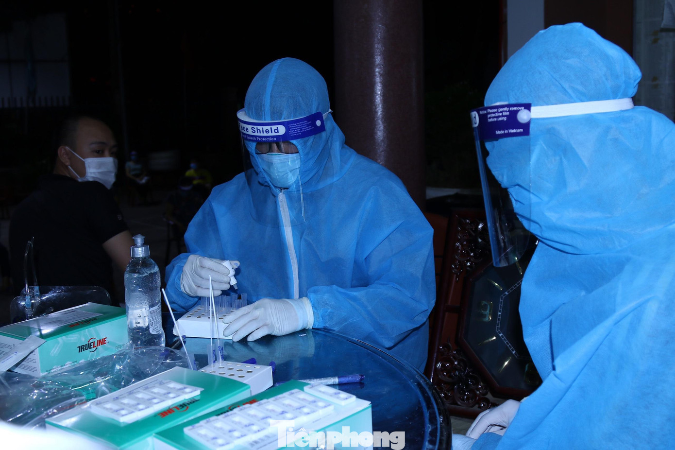 Tính đến tối 21/6, Nghệ An ghi nhận 33 ca dương tính với virus SARS-CoV-2. Tính đến tối 21/6, Nghệ An ghi nhận 33 ca dương tính với virus SARS-CoV-2.